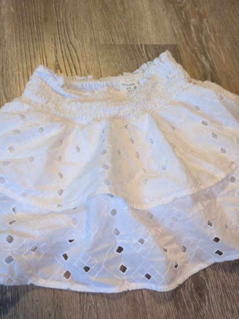 abercrombie kids 9/10 skort
